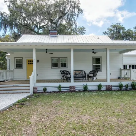 PREMIER Landmark Home Located in Old Town Bluffton