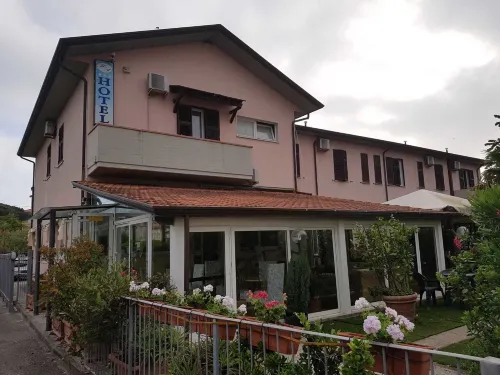 Hotel Patrizia - Pools