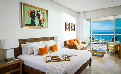 Luxury condo on the beach