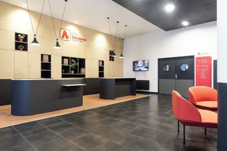 City Résidence Ivry Отели рядом со станцией Ivry-sur-Seine railway station