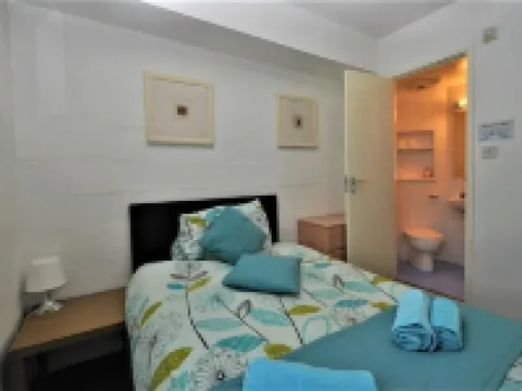 Waterfront Guest Accommodation Hotels in Greenock