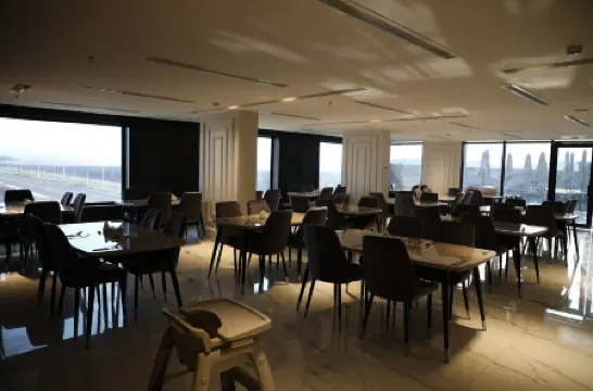 E Hotel Отели рядом с Аэропорт Медина