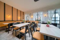 Hotel am Fischmarkt - breakfast