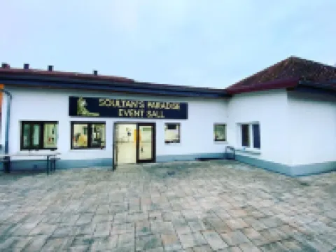 Land Hotel Zum Kühlen Grund Hotel di 