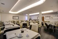 Hotel Cristallo - breakfast