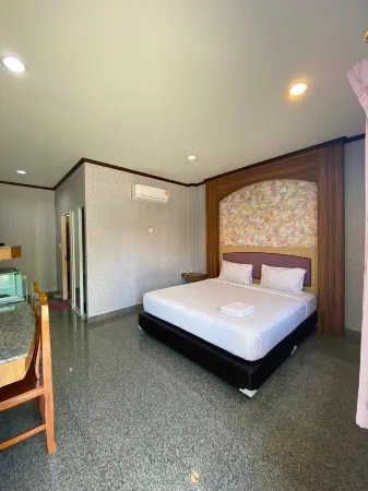 Soda Resort Отели в г. Kamphaeng Phet