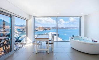 Geojae Sanggaksokeui Jip Pension - Jangmok Branch