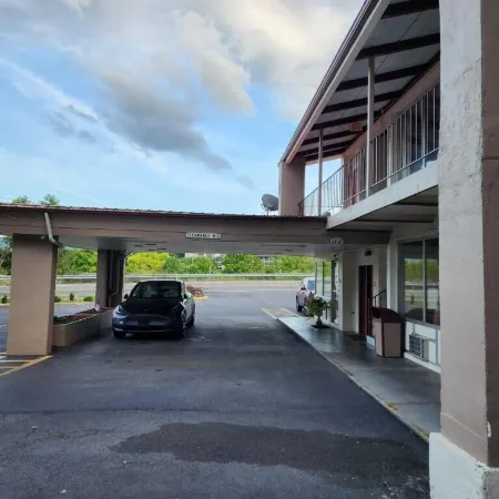 The Edyn Motel