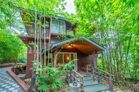 Treebo Rock Valley Отели в г. Sancordem VP