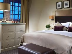 London Bridge Hotel