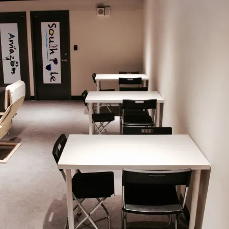 Cavemen Hostel (Taipei Station Youth)
