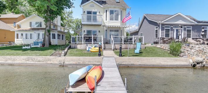 Waterfront Clarklake Escape - Deck, Dock & Views Hotels in Jackson County