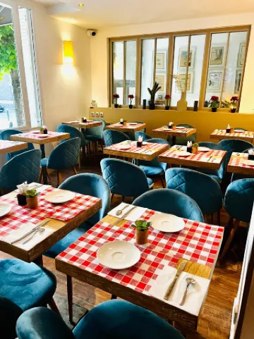 Hotel Douglas Отели в г. Пюто