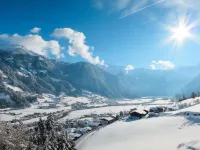 Chalet in Hainzenberg Near Ski Slopes