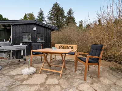 "Hendrina" - 500m from the Sea Hotels near Befrielsessten ved Jungshoved