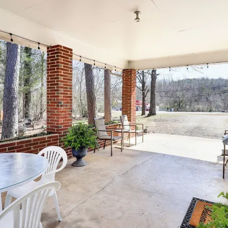 Peaceful Trenton Home w/ Patio Near Hiking!