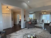 Charming 3-bedroom Home in Canby 캔비 호텔