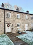 Luxury Riverside Cottage by Aysgarth Falls: Perfect for Walkers & Nature Lovers
