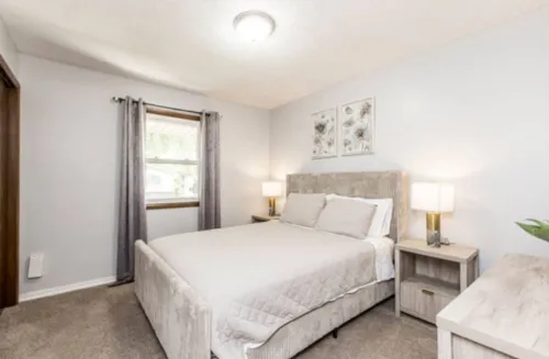 SummerRidge Retreat with 5 bedrooms