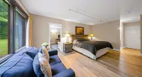 Evergreen Valley Inn Hotel a 