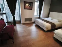 Domaine du Parc Waechter Hotels in Molieres