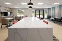 Hawthorn Extended Stay by Wyndham Alpine Hotels in Alpine