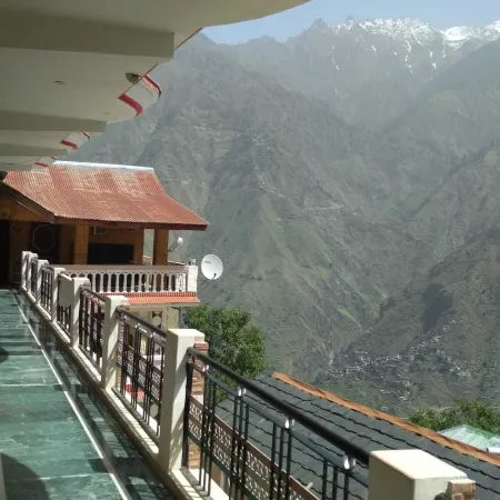 JAPOTRA HOME STAY