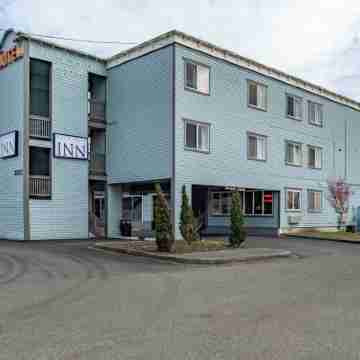 Water Front Inn Hotel Exterior