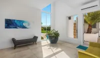 Waterfront Luxury Villa with Optional Boat and Beach Access Just Steps Away