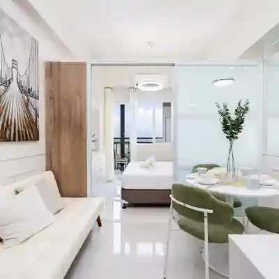 Modern Nordic Studio with Balcony and Pool in Primeworld District Near Airport Others