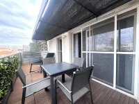 Beautiful apartment with terrace on the seafront