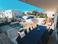 Villa Premium Avec Piscine à 1 Minute à Pied de la Plage ! Hotels in Carnon-Plage