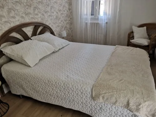 Ben apartment design balcony with beautiful view on our mountains special biker Hotels in Digne-Les-Bains