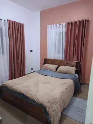 Comfortable loft with free wifi overlooking Palais Iavoloha