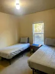 Cozy 3-Bedroom Retreat in Forks, WA – Your Tranquil Hideaway Awaits! Các khách sạn gần La Push Beach