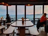 Exmouth Retreat. Close proximity to Town centre , Beach & Train station. Hotels near Exmouth Beach