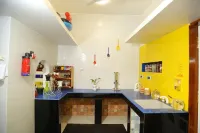 PRIVATE VILLA WITH INDOOR SWIMMING POOL Hoteles en Distrito de Cuddalore