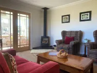 Roualeyn Cottage - A Beautiful Country Cottage, over looking the Deveron Valley