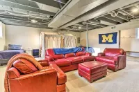 10 min from AA - Spectacular secluded retreat Hotels in Pittsfield Charter Township