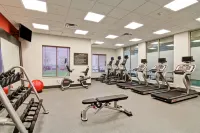 Hilton Garden Inn Woodbridge - Gym