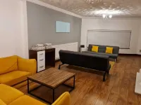 Cosy 2 Bed Flat 1 in Swansea - Home away from Home Hotel di Manselton