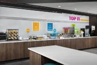 Tru by Hilton Columbus East Broad - breakfast