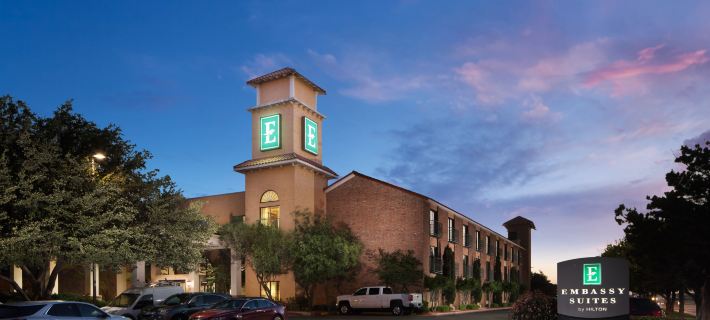 Embassy Suites by Hilton Lubbock Отели в г. Лаббок