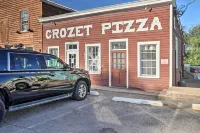 Bright Crozet Apartment w/ Mountain Views! - Homestays