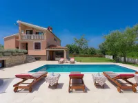 Mirjana - Pools