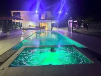 Villa Alcon-Villa in the Heart of Colombia's coffee axis, 1st FL only, 3 Bedroom