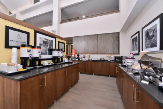 Hampton Inn Cartersville