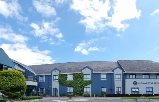 克羅訥克迪公園酒店