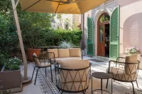 ホテル エルコリーニ & サヴィ のホテル