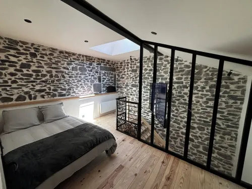 Cosy Duplex - Equipped & Central